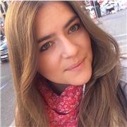 Doy clases particulares a niños tanto de inglés como para ayudar a hacer los deberes de primaria pro la zona de retiro y Goya